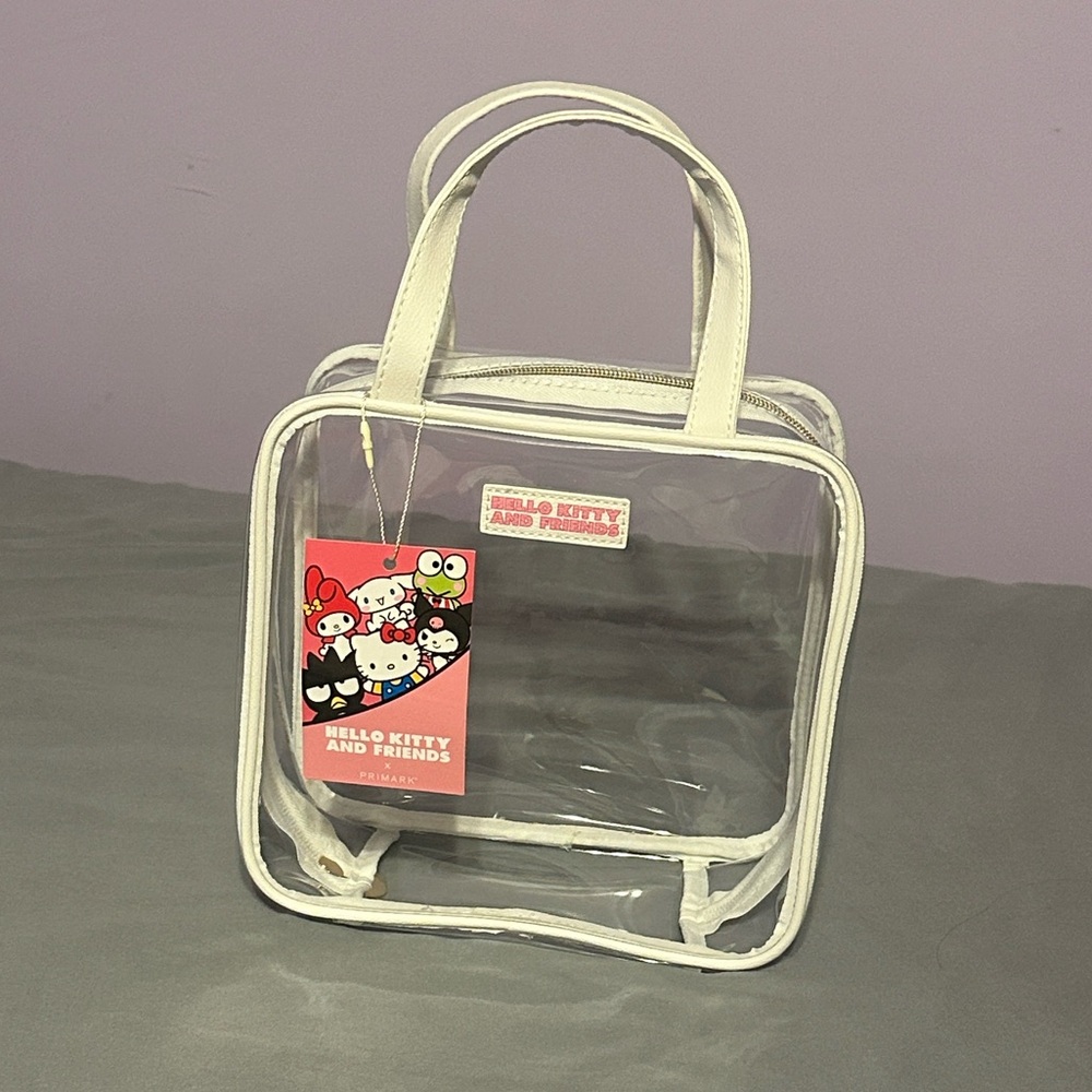 Primark Hello Kitty Friends 3-Piece Pink and White Cosmetic Bag Set - Picture 3 of 5